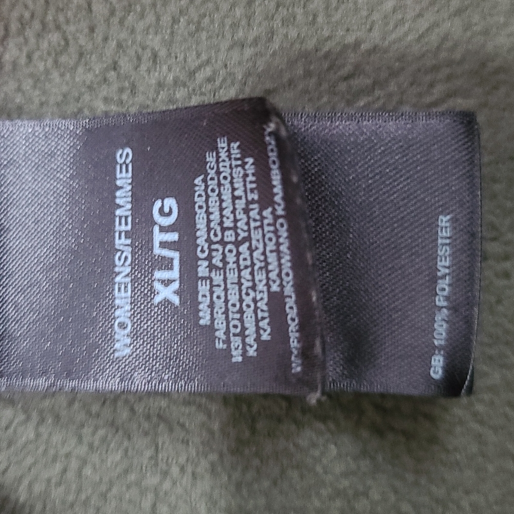 The North Face pullover - Picture 3 of 4